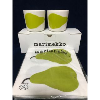 マリメッコ(marimekko)の新品！マリメッコ★ラテマグ　パーリナ　洋梨 2個セット　ペーパーナプキン(食器)