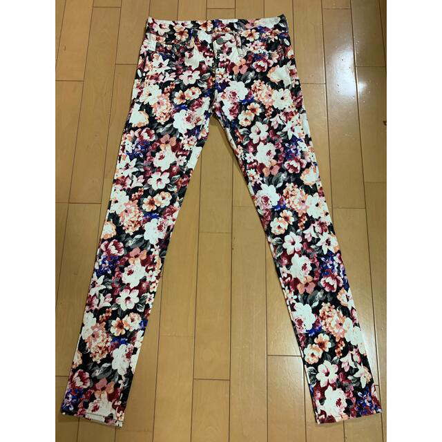 AZUL BY MOUSSY 花柄ストレッチジンズ、中古、Sサイズ | フリマアプリ ラクマ