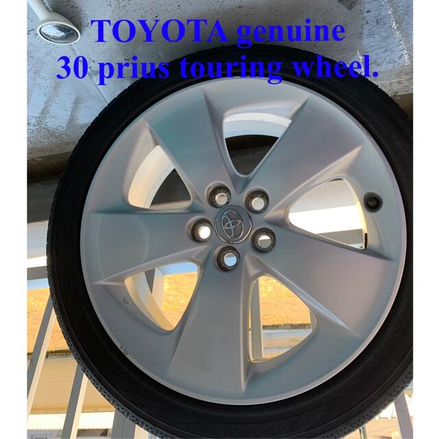 TOYOTA genuine 30prius touring wheel.