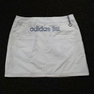 アディダス(adidas)のアディダス ゴルフ スカート 白 sizeＬ(ウエア)