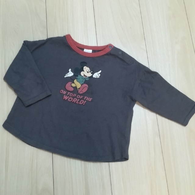 futafuta(フタフタ)のfutafuta ミッキー ロングTシャツ 90 キッズ/ベビー/マタニティのキッズ服男の子用(90cm~)(Tシャツ/カットソー)の商品写真