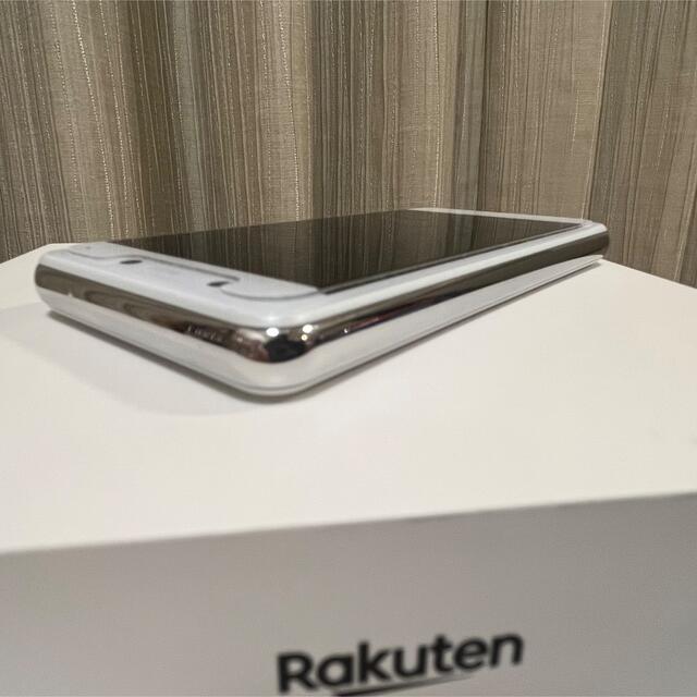 Rakuten(ラクテン)の【楽天mini】カラー：ホワイト スマホ/家電/カメラのスマートフォン/携帯電話(スマートフォン本体)の商品写真