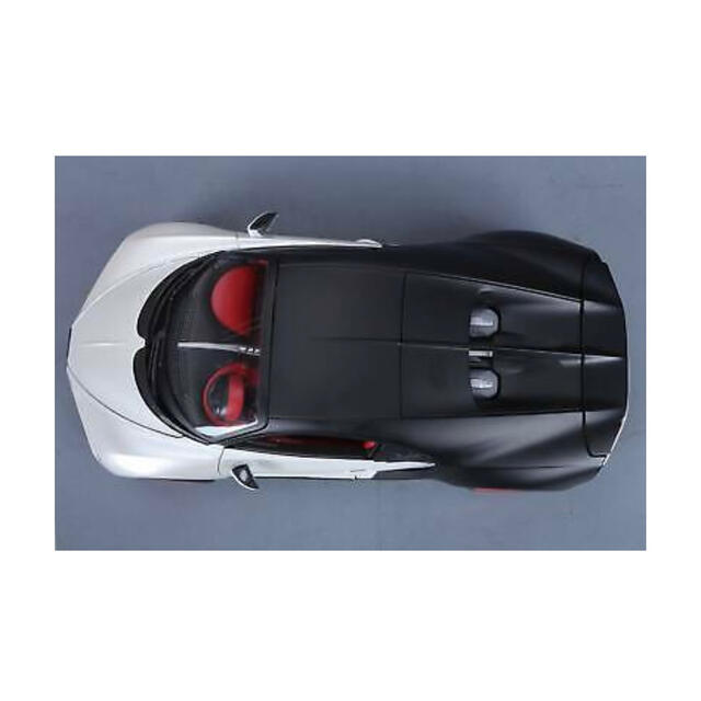 『Bugatti Chiron』ブガッティ シロン Maisto 1/18 エンタメ/ホビーのおもちゃ/ぬいぐるみ(ミニカー)の商品写真