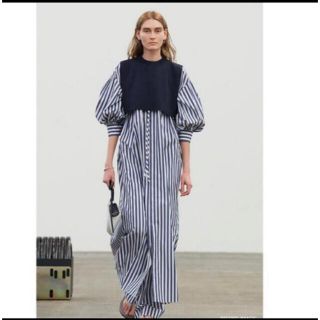 ハイク(HYKE)のHYKE  T/C STRIPED GATHERED DRESS   ワンピース(ロングワンピース/マキシワンピース)