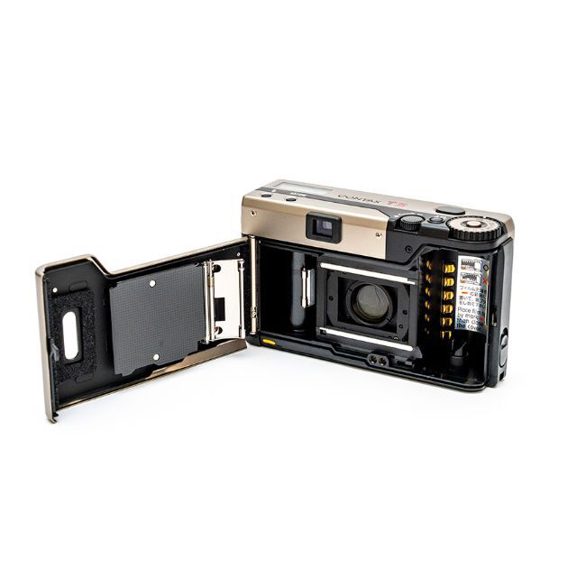 京セラ(キョウセラ)のCONTAX T3 美品 動作確認済 後期型ダブルティース スマホ/家電/カメラのカメラ(フィルムカメラ)の商品写真