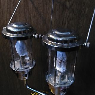 プリムスIP200LA.ツインガスランタン 廃盤レア www.krzysztofbialy.com