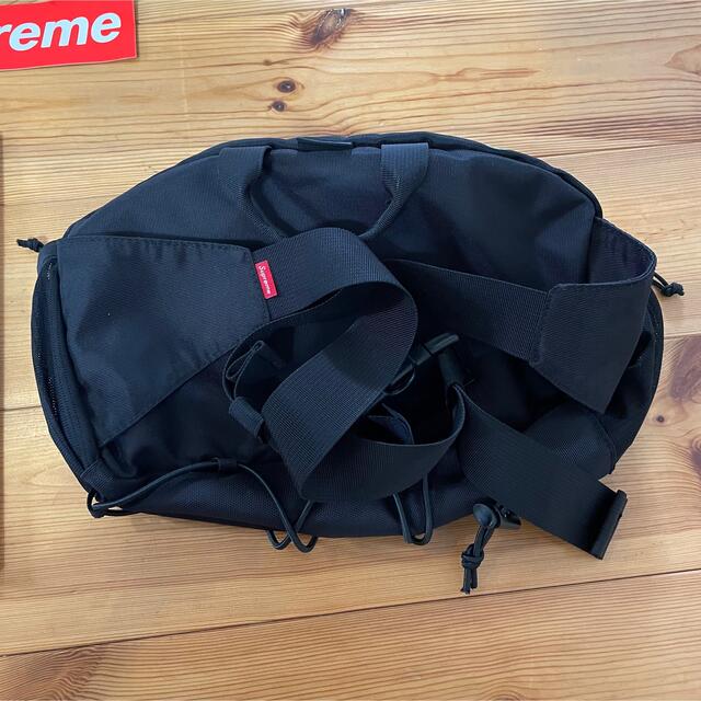 Supreme(シュプリーム)の美品 19fw  Supreme waist Bag 黒 シュプリーム メンズのバッグ(ボディーバッグ)の商品写真