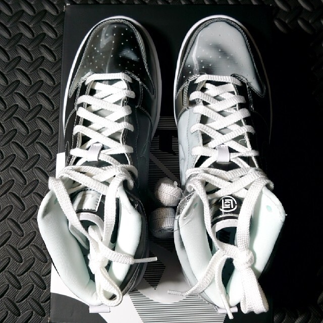 NIKE(ナイキ)のCLOT  Nike Dunk High Silver メンズの靴/シューズ(スニーカー)の商品写真