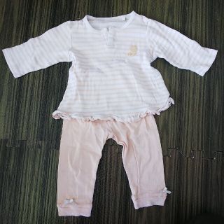 アカチャンホンポ(アカチャンホンポ)の【専用】80cm 女の子用薄手長袖パジャマ 上下セット 使用品(パジャマ)