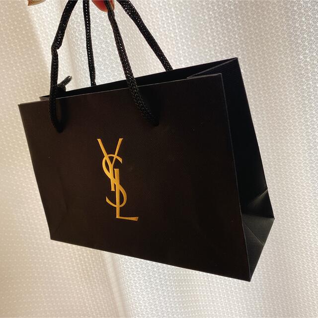 Yves Saint Laurent Beaute - 【4月25日まで限定価格】イヴ・サン ...