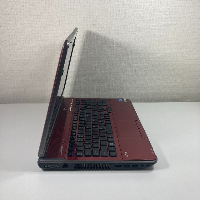 NEC LaVie ノートパソコン Windows11 （C40）