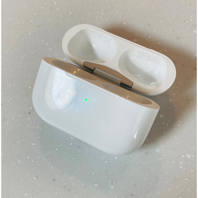 AirPods Pro エアーポッズ 充電ケース 1