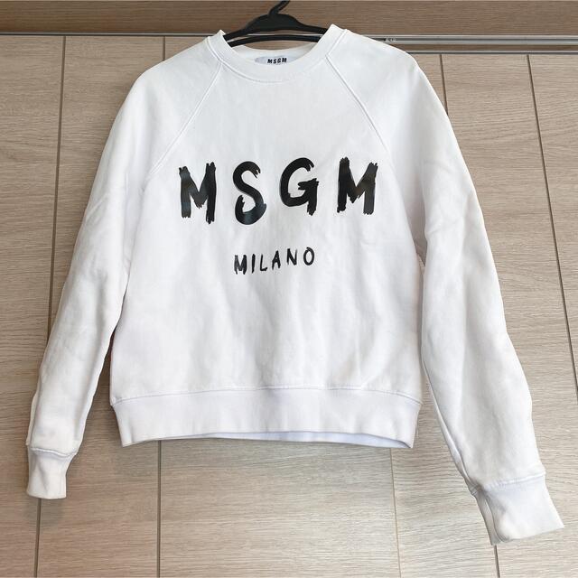 MSGM(エムエスジイエム)のMSGM 白　トレーナー メンズのトップス(パーカー)の商品写真