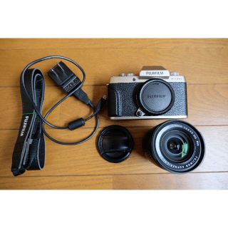 フジフイルム(富士フイルム)の★FUJIFILM X-T100 ＋ XC16-50mm OIS★中古美品(ミラーレス一眼)