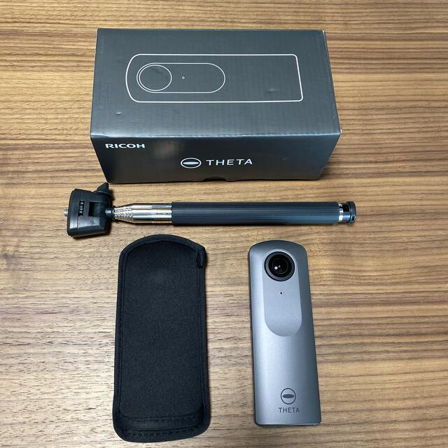 RICOH THETA V