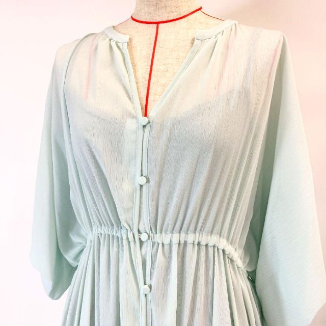 Ameri VINTAGE(アメリヴィンテージ)の新品 Ameri VINTAGE SHEER TIERED DRESS 8372 レディースのワンピース(ロングワンピース/マキシワンピース)の商品写真