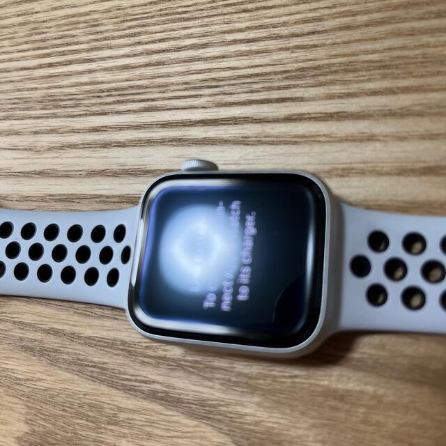 Apple Watch SE 40mm アルミ GPS シルバー
