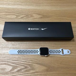 Apple Watch 5 GPS+Cellular シルバーアルミ40mm