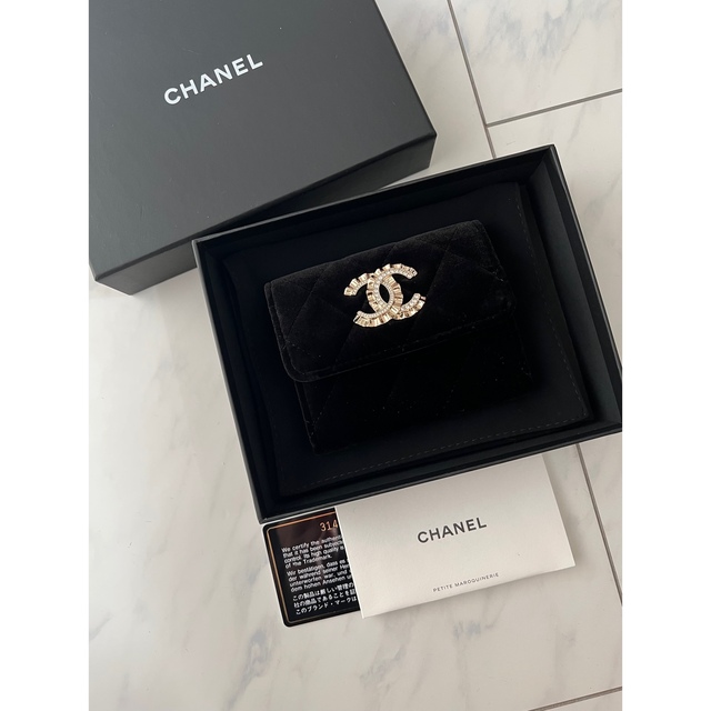 新品 CHANEL シャネル ベルベット コインケースレディース