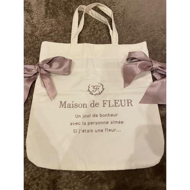 Maison de FLEUR(メゾンドフルール)のMaison de FLEUR  ダブルリボントートバッグ レディースのバッグ(トートバッグ)の商品写真