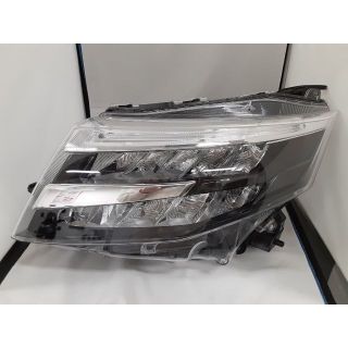 ダイハツ トール 純正 M900S 左 ヘッドライト 81150B1650-