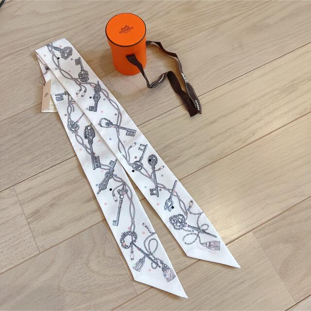 お買得!】 H - エルメスHスカーフツイリー鍵柄Les Cles a Pois白 ...