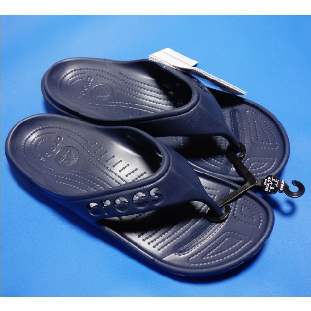 crocs(クロックス)の30cm★US M12　クロックス　crocs baya flip　紺色サンダル メンズの靴/シューズ(サンダル)の商品写真