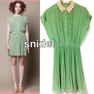 スナイデル(SNIDEL)のsnidel▼襟付き小花柄ワンピース(ミニワンピース)