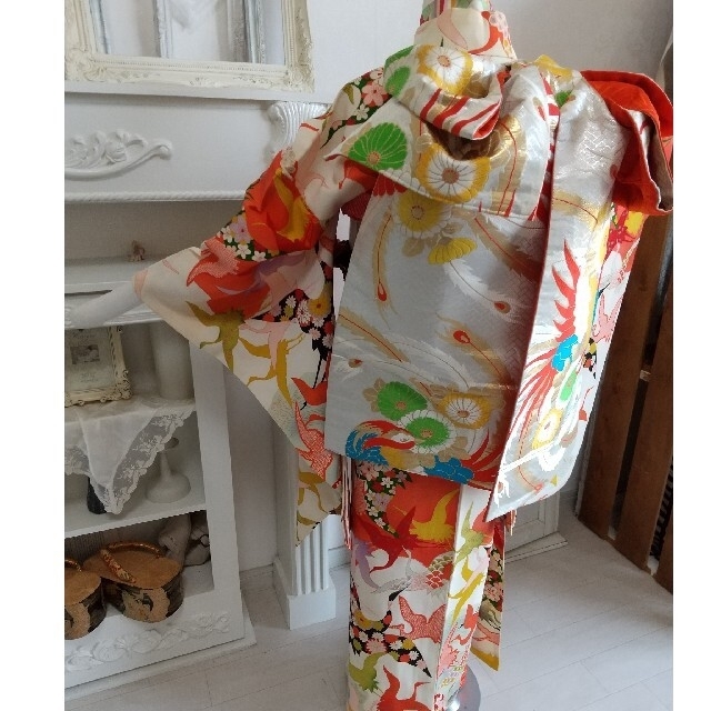 アンティーク鶴の着物にだらり帯 キッズ/ベビー/マタニティのキッズ服女の子用(90cm~)(和服/着物)の商品写真