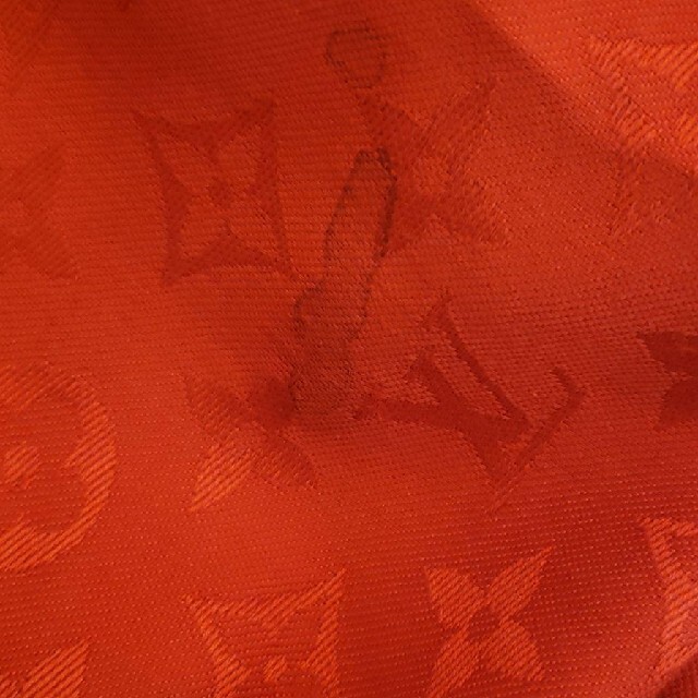 LOUIS VUITTON(ルイヴィトン)の専用大判 ルイヴィトン　ストール モノグラム スカーフ マフラー レディースのファッション小物(マフラー/ショール)の商品写真