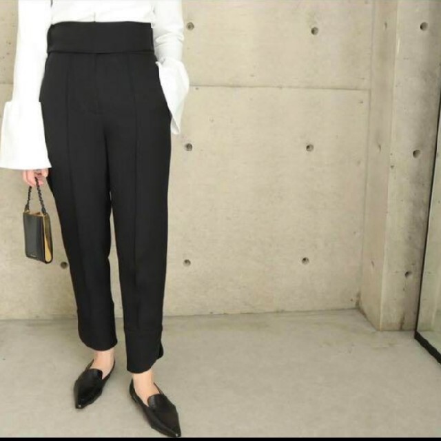 新品タグ付き】ella wide belt slit pants - library.iainponorogo.ac.id