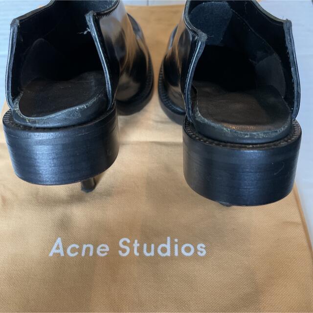 アクネ　acne サボ ヒール