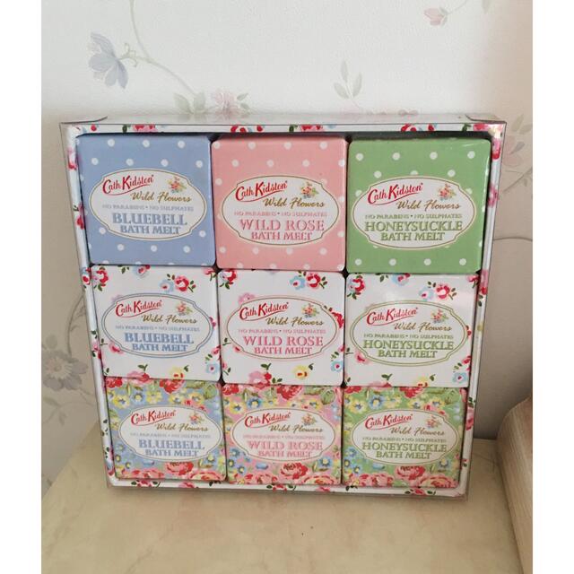 Cath Kidston(キャスキッドソン)のキャスキッドソン 入浴剤　バスメルツ　国内未発売 コスメ/美容のボディケア(入浴剤/バスソルト)の商品写真