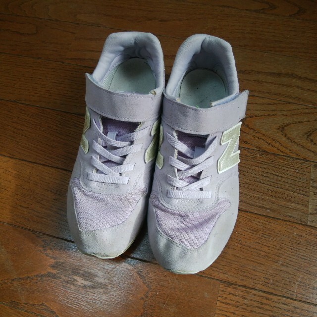 New Balance(ニューバランス)のnew balance　996 　23.0センチ キッズ/ベビー/マタニティのキッズ靴/シューズ(15cm~)(スニーカー)の商品写真