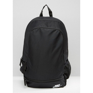エイソス(asos)の年末セール　ASOSセレクト NIKE Classicロゴバックパック　新品(リュック/バックパック)