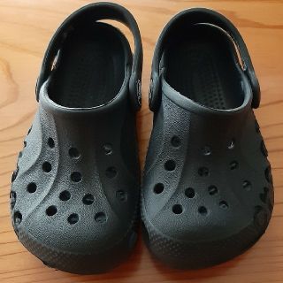 クロックス(crocs)の美品 crocs クロックス サンダル 14-15cm 黒(サンダル)