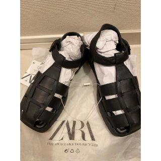 ザラ(ZARA)の未使用タグ付き　ZARA  レザーサンダル　35センチ　黒(サンダル)