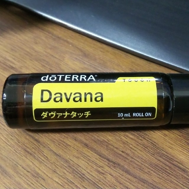 doTERRA(ドテラ)の★doTERRA ドテラダヴァナタッチ  ロールオン　10ml 新品未開封 コスメ/美容のリラクゼーション(アロマオイル)の商品写真