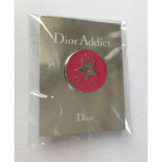 ディオール(Dior)のDior ピンバッチ ピンズ(ブローチ/コサージュ)