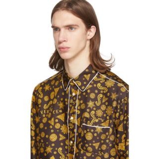 ヴェルサーチ(VERSACE)のversace シルクシャツ(シャツ)