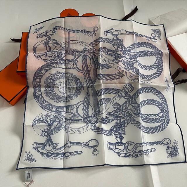 Hermes(エルメス)のHERMES  ハンカチーフ　ブルー レディースのファッション小物(ハンカチ)の商品写真