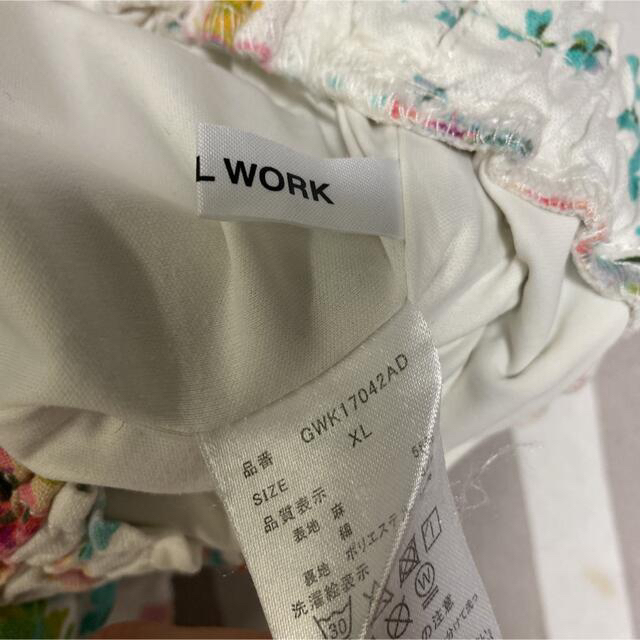 GLOBAL WORK(グローバルワーク)のGLOBAL WORK ショートパンツ XL  花柄パンツ キッズ/ベビー/マタニティのキッズ服女の子用(90cm~)(パンツ/スパッツ)の商品写真