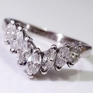 PT900 ダイヤ 0.65ct V字 デザイン リング プラチナ 重ね付け