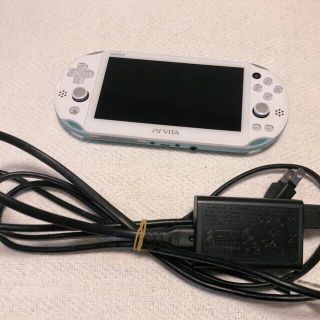 プレイステーションヴィータ(PlayStation Vita)のPlayStationVita（PCH-2000） ライトブルー/ホワイト(携帯用ゲーム機本体)