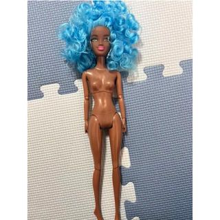 バービー(Barbie)のブルーヘア　黒人ドール(その他)