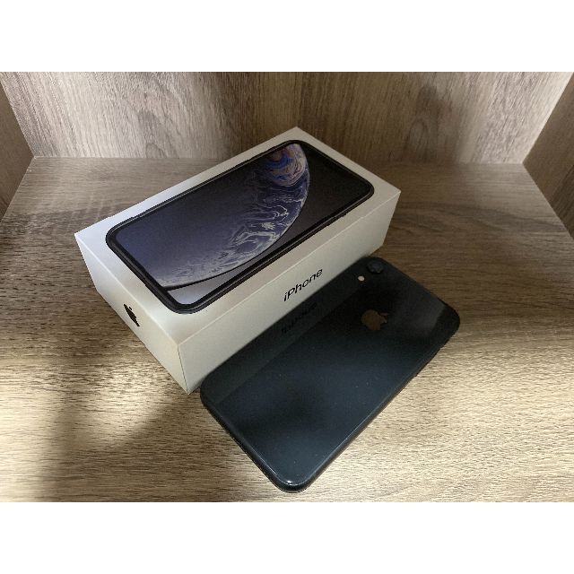 Apple(アップル)のiPhone XR 128GB ブラック 交換品 SIMフリー 箱つき スマホ/家電/カメラのスマートフォン/携帯電話(スマートフォン本体)の商品写真