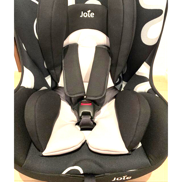 Joie (ベビー用品)(ジョイー)のJoie tilt ジョイー チルト チャイルドシート 美品 キッズ/ベビー/マタニティの外出/移動用品(自動車用チャイルドシート本体)の商品写真