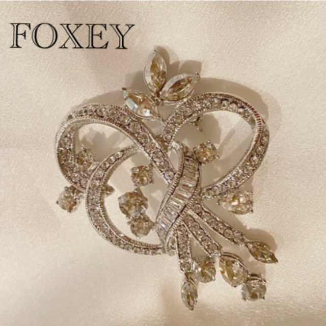 FOXEY フォクシー ブローチ 最も 8670円 www.gold-and-wood.com