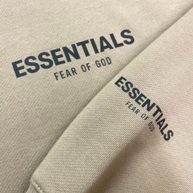 新品【メンズS】★エッセンシャルズ★袖ロゴ入り厚手トレーナー/ベージュ/タン/ESSENTIALS/FOG