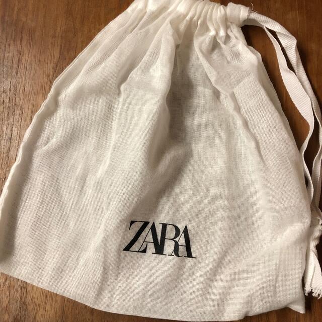 ZARA KIDS(ザラキッズ)のさち様ご売約　新品　未使用　ザラ　ヘアピン3点セット　定価1290円　巾着付き！ レディースのヘアアクセサリー(ヘアピン)の商品写真